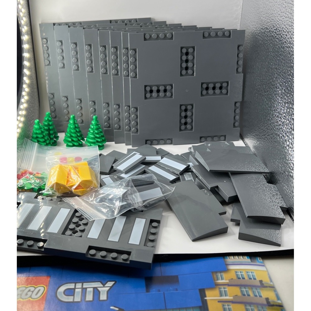 LEGO City Road Plates 60304 Building Set Street Layout with Trees and Manual